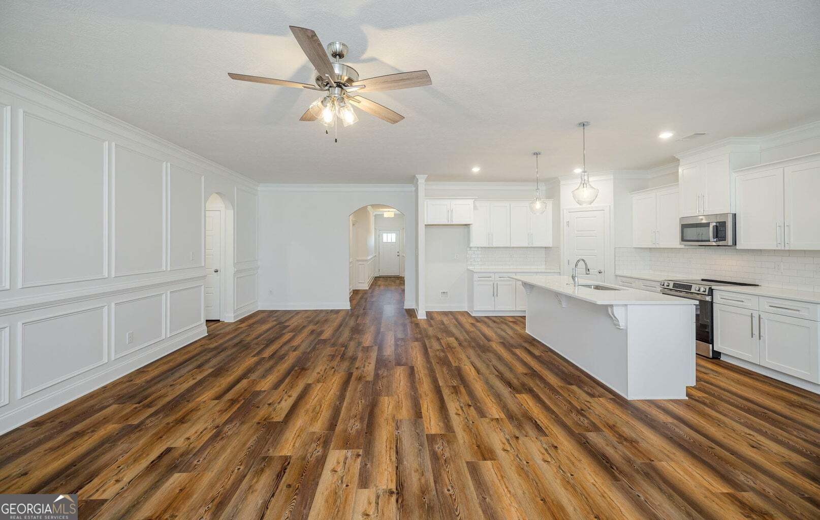 1009 Berkley Court Property Photo 9