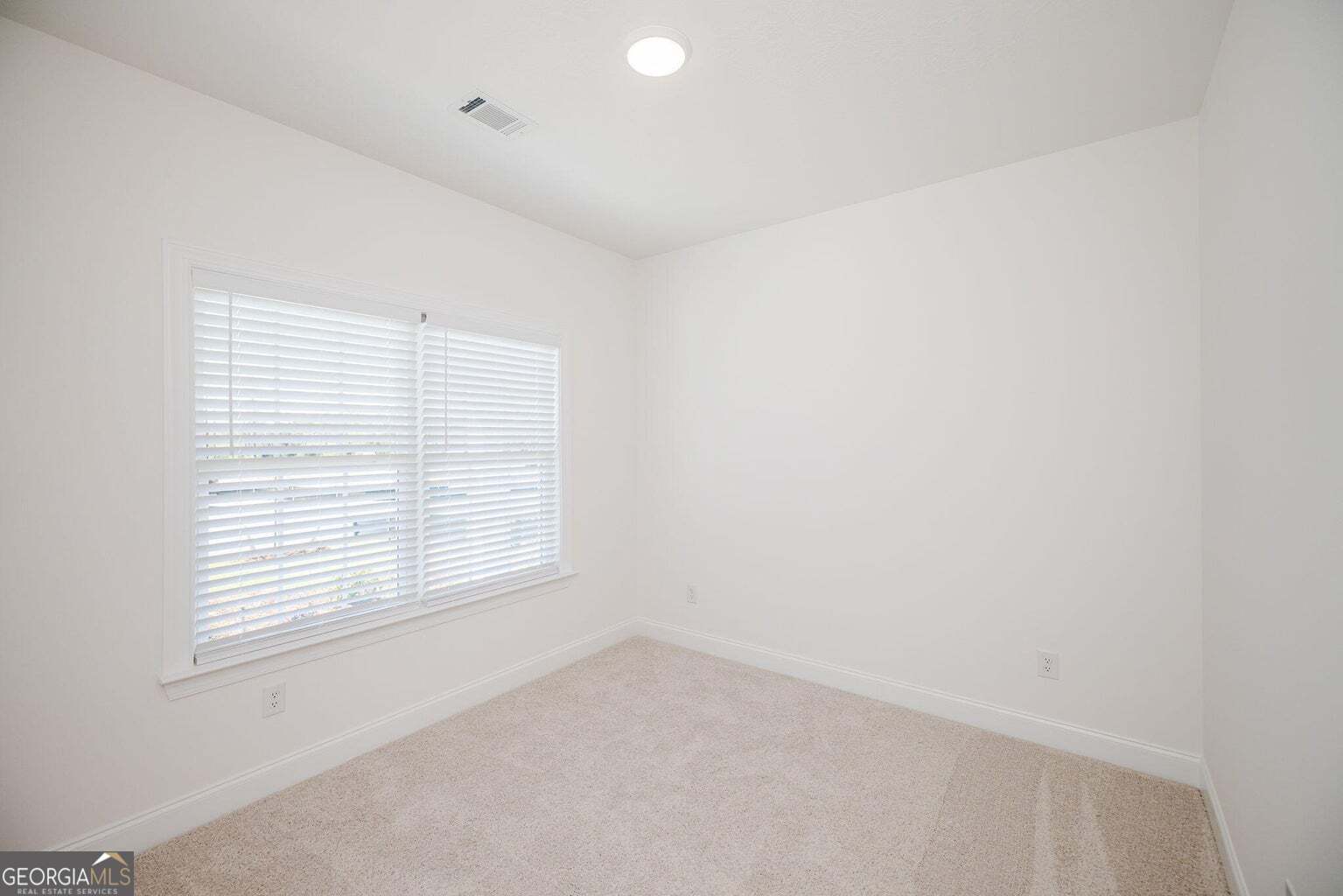 1009 Berkley Court Property Photo 23