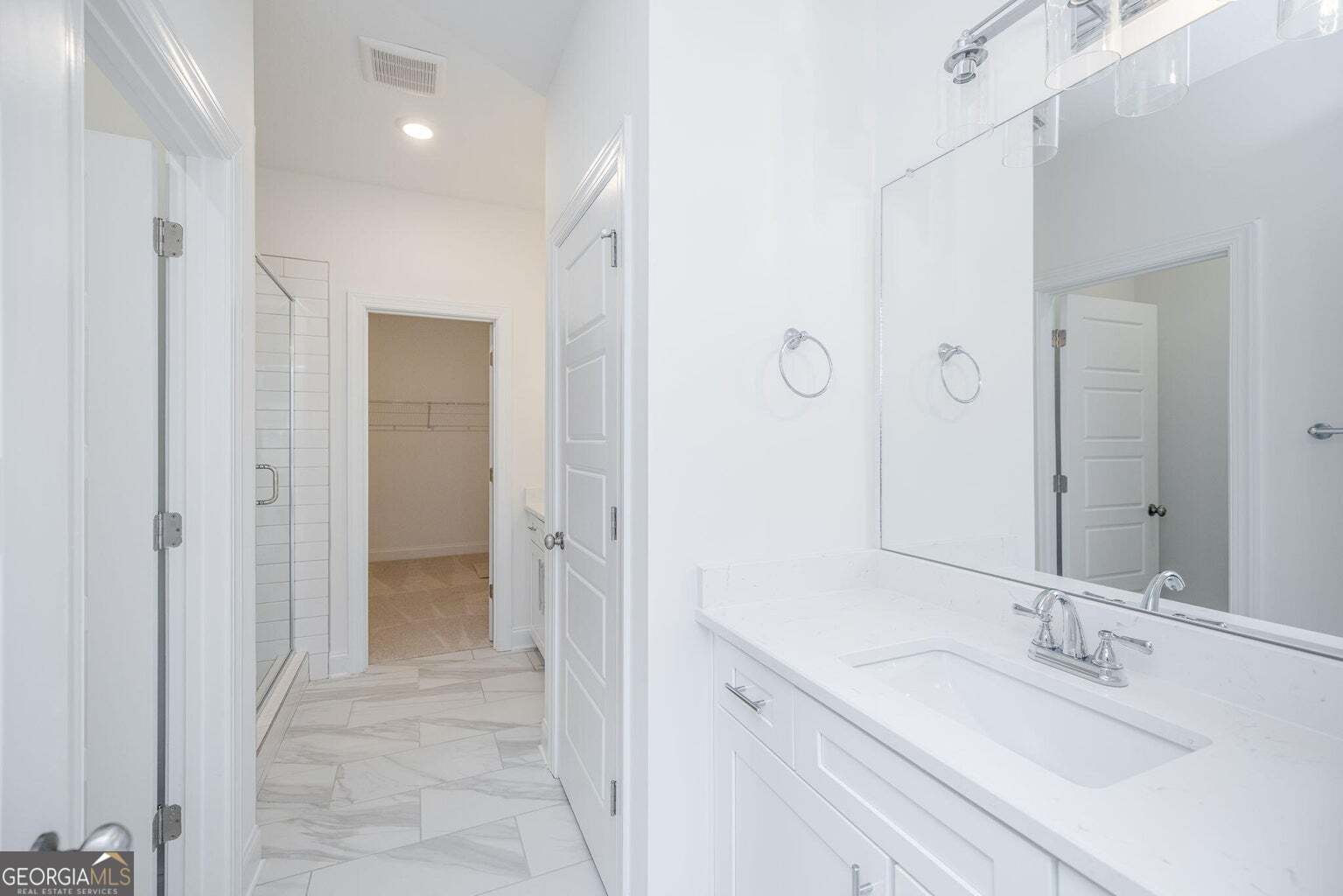 1009 Berkley Court Property Photo 25