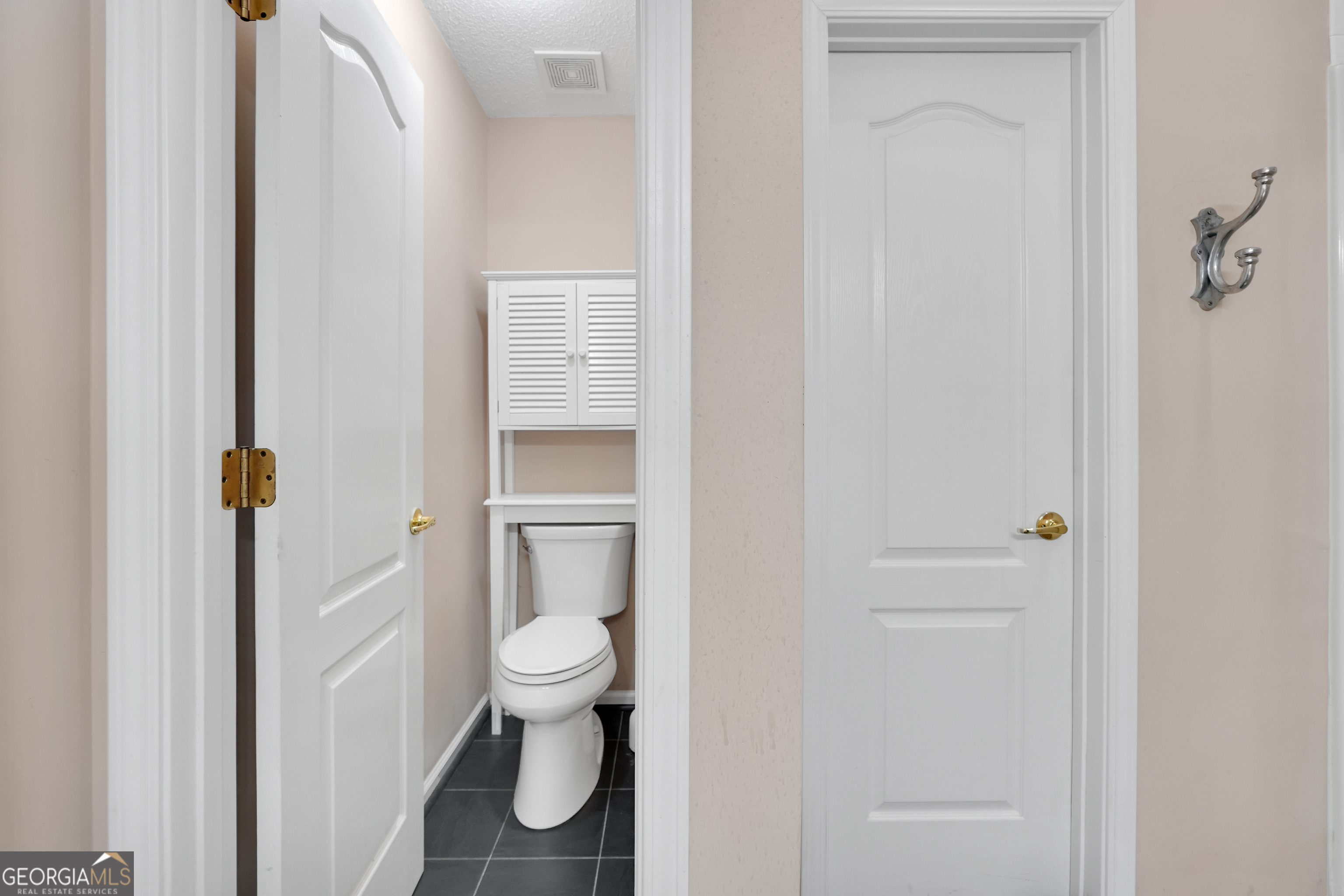 1100 River Green Court Property Photo 25