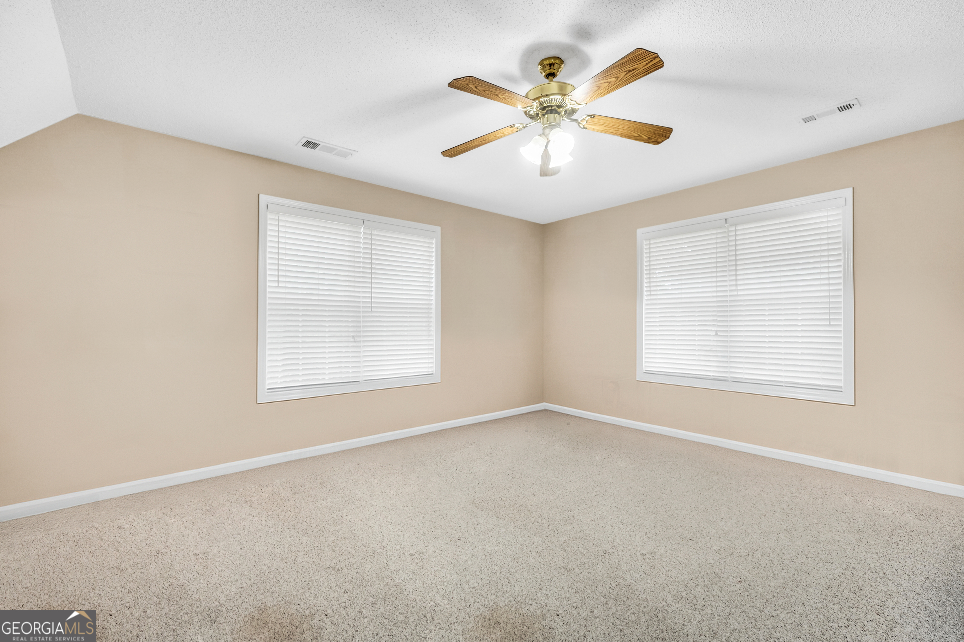 1100 River Green Court Property Photo 32