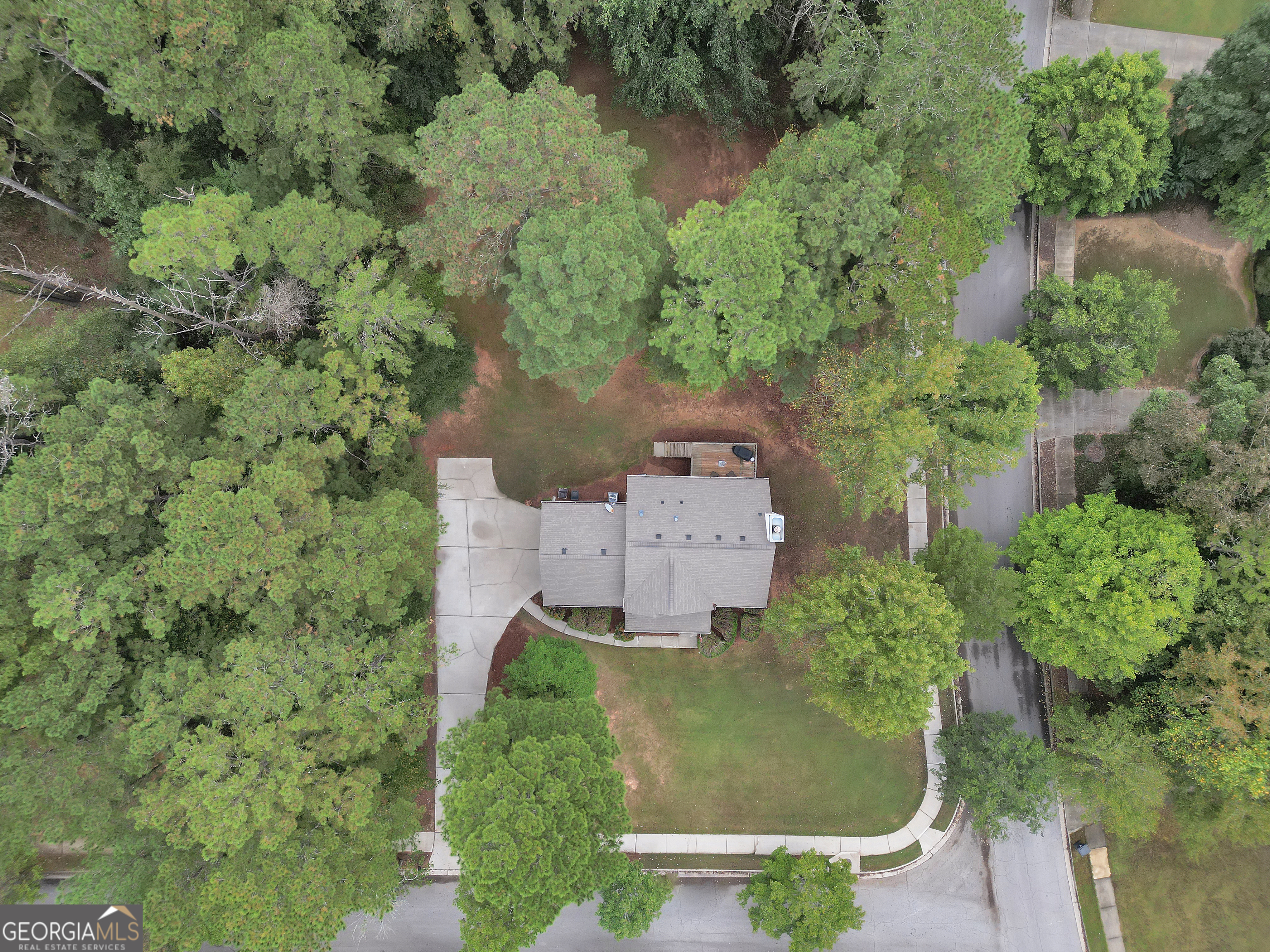 1100 River Green Court Property Photo 47