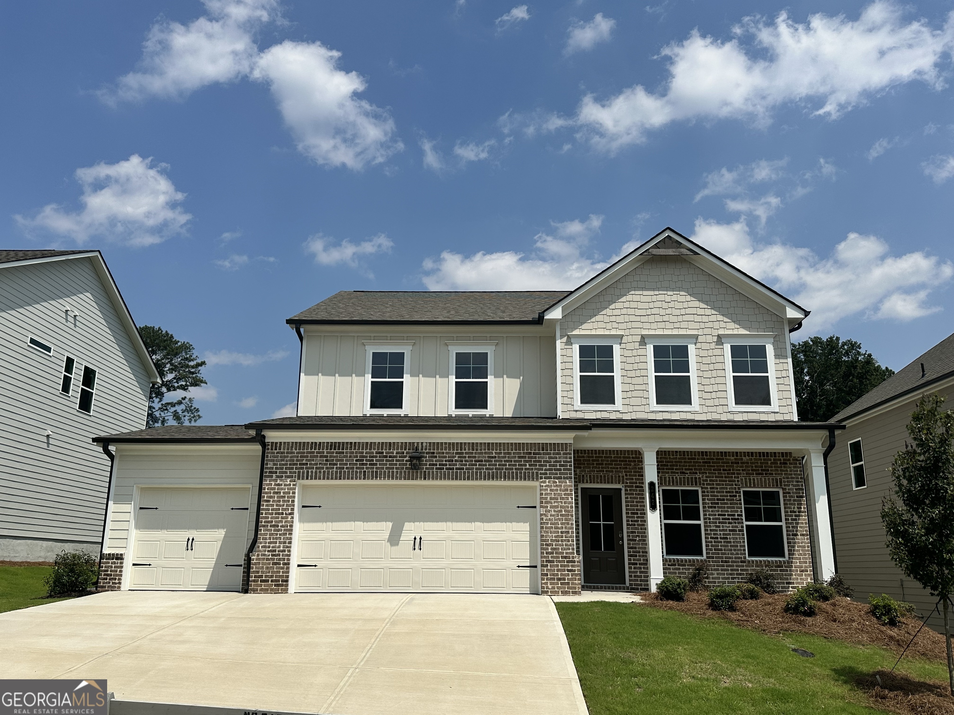 242 Wingate Drive Property Photo 1