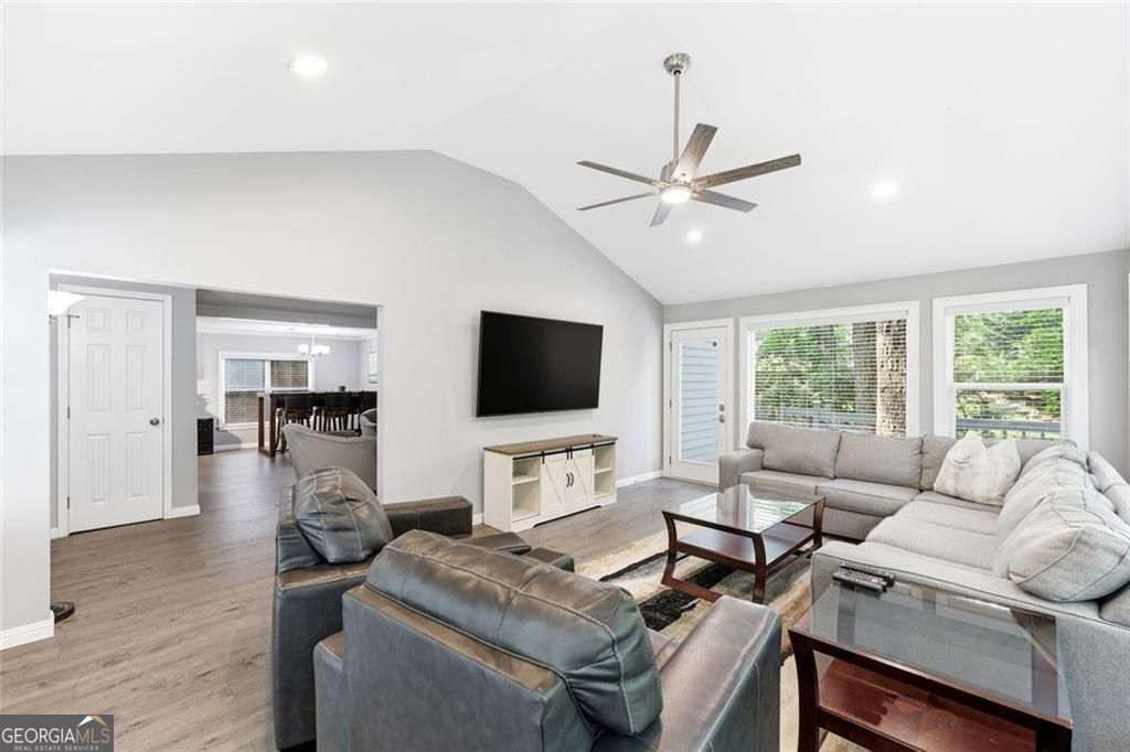 528 Oak Grove Road Property Photo 15
