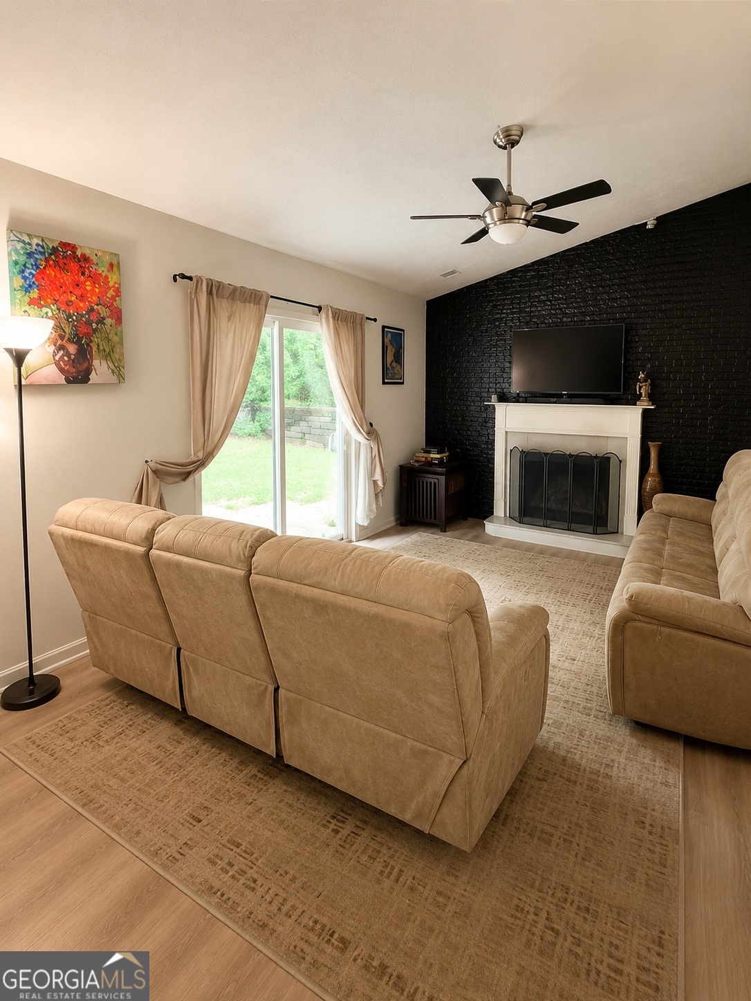 3915 Melanie Woods Drive Property Photo 16