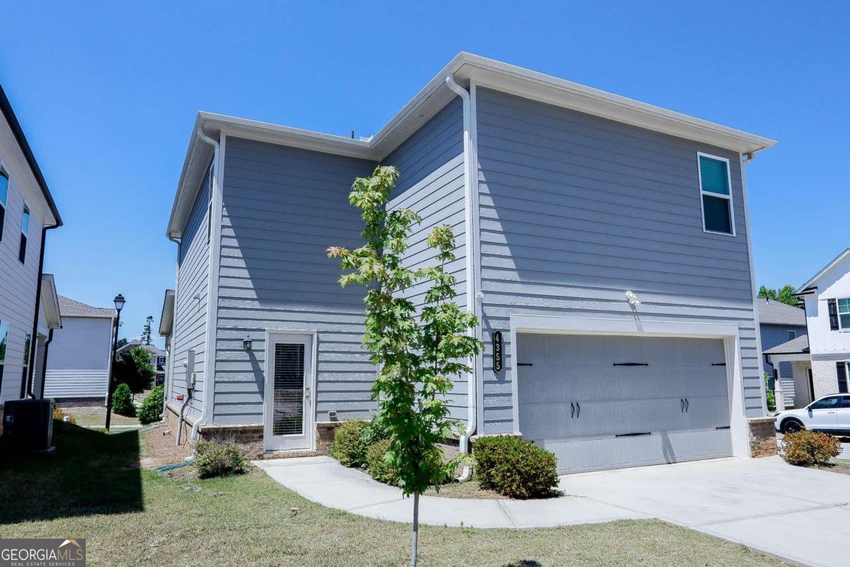 4355 Magpie Drive Property Photo 3
