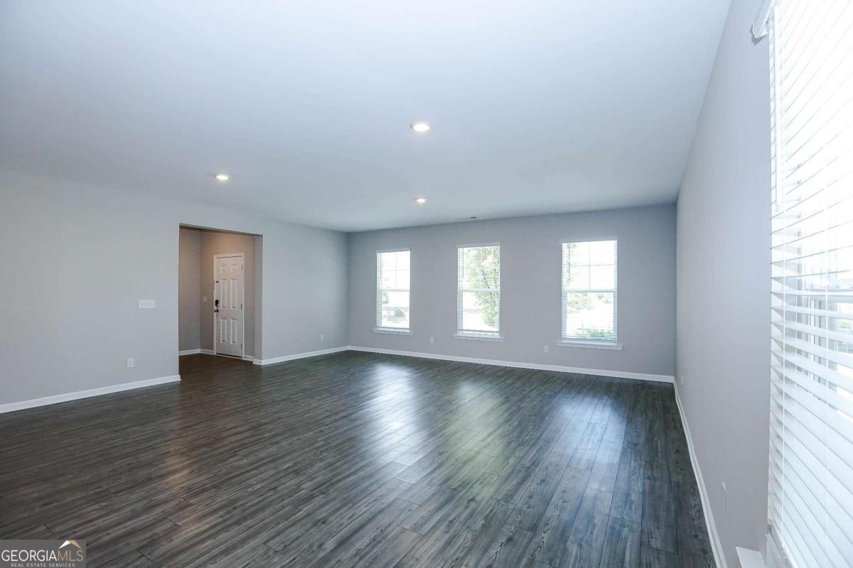 4355 Magpie Drive Property Photo 13