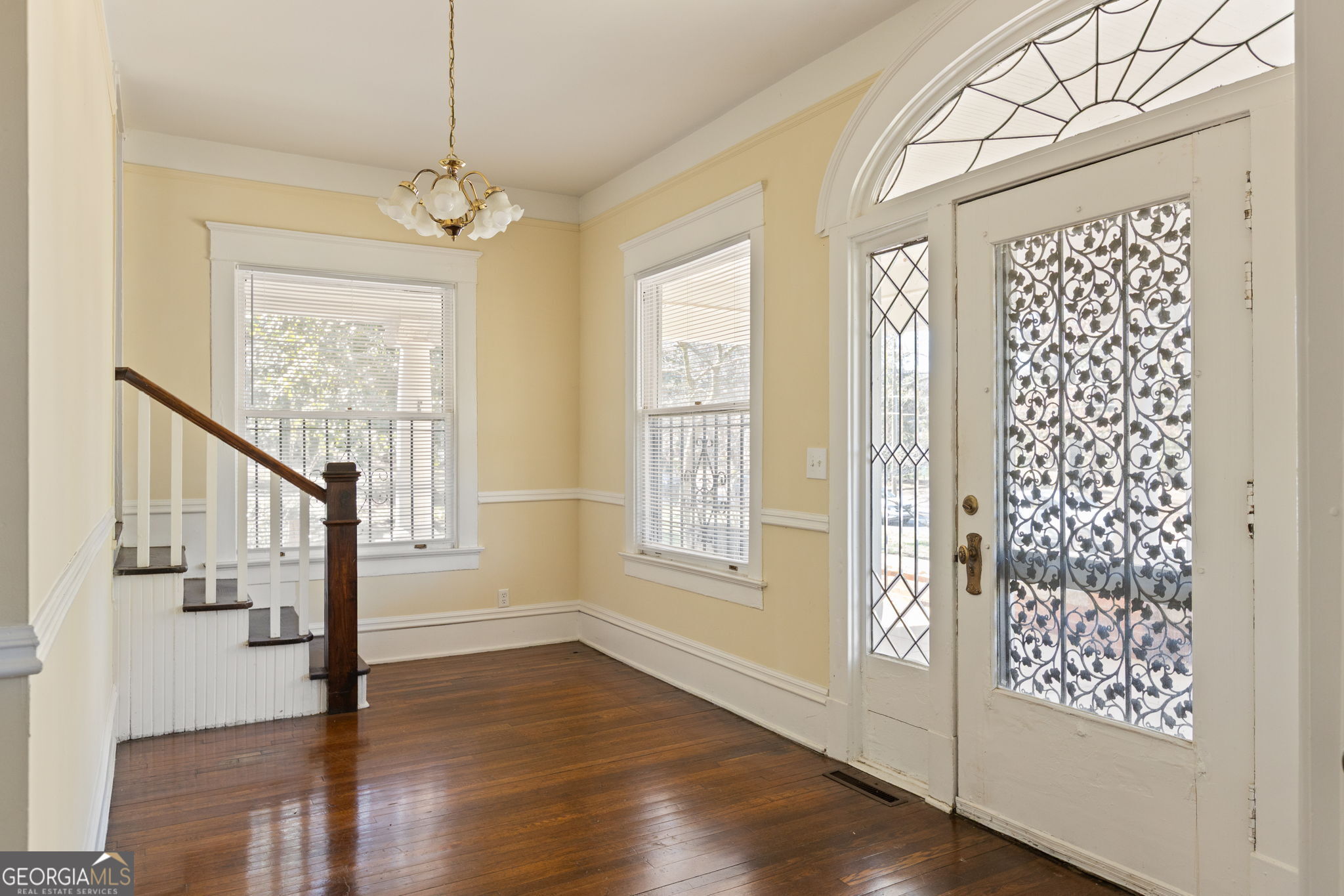 120 S Candler Street Property Photo 8