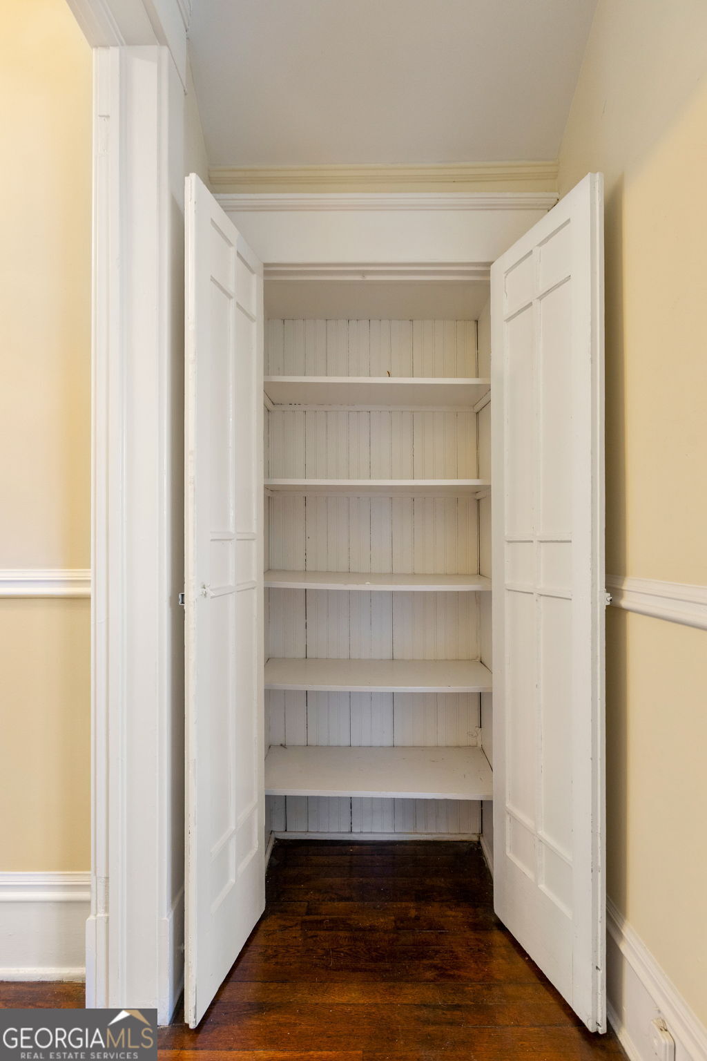 120 S Candler Street Property Photo 11
