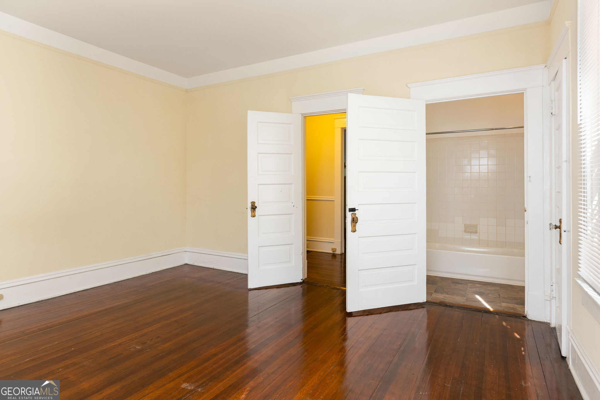 120 S Candler Street Property Photo 19