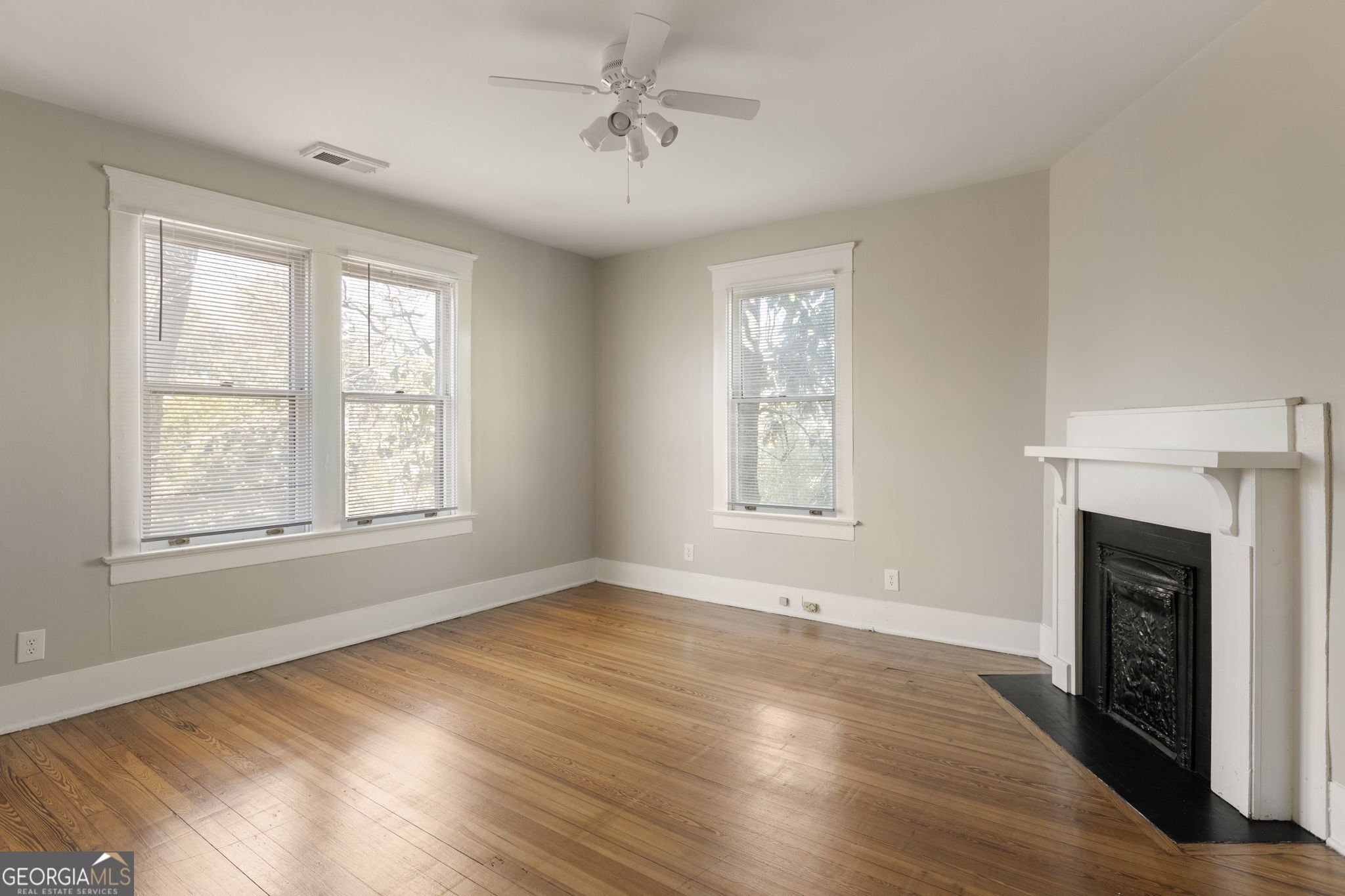 120 S Candler Street Property Photo 22
