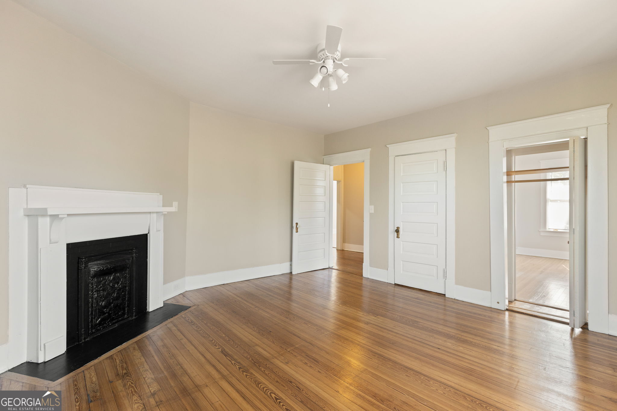 120 S Candler Street Property Photo 23