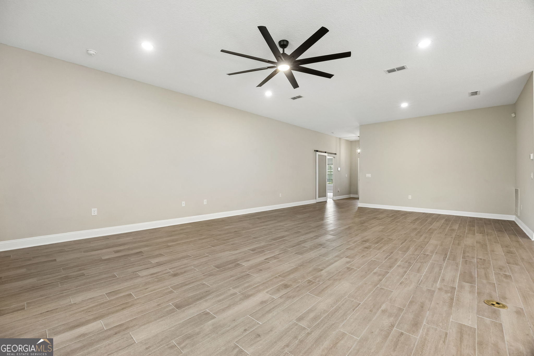 109 Angler Lane Property Photo 8