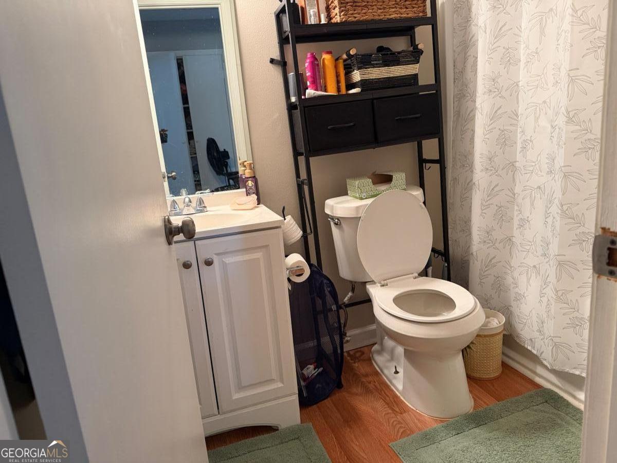 2057 Lenoa Lane Property Photo 11