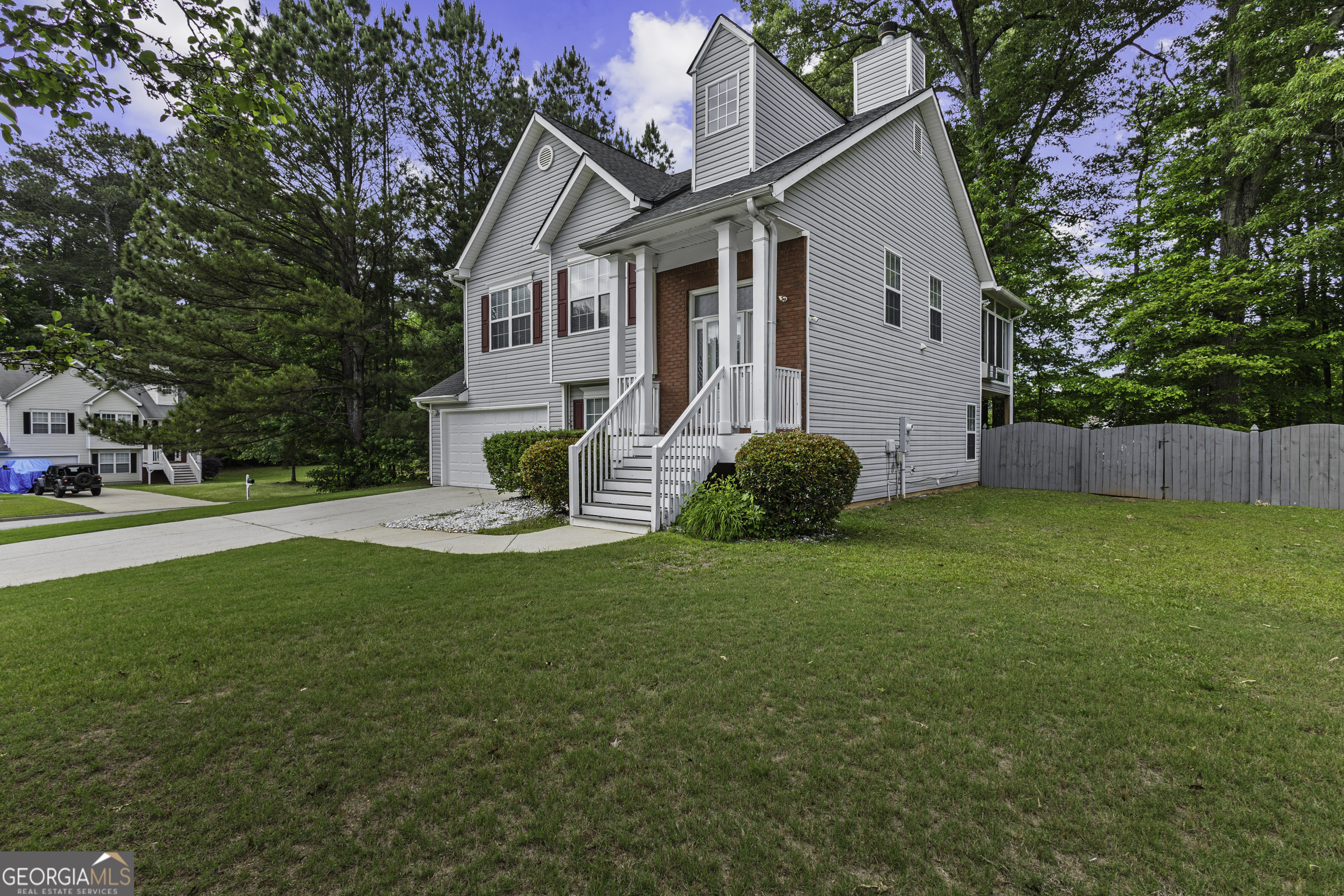 3070 Harvest Circle Property Photo 2