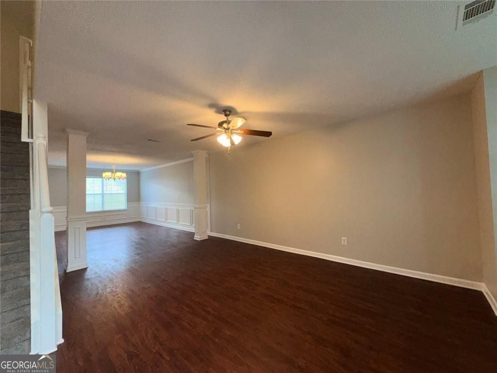 609 Vaughan Drive Property Photo 9