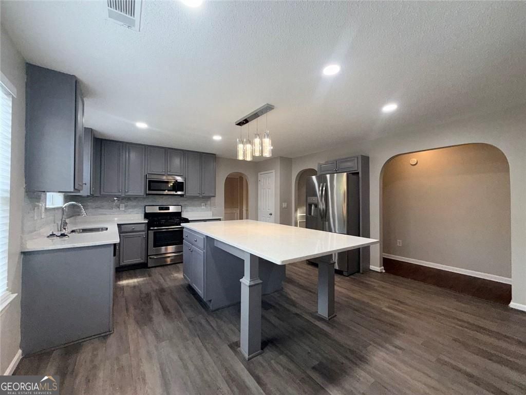 609 Vaughan Drive Property Photo 15