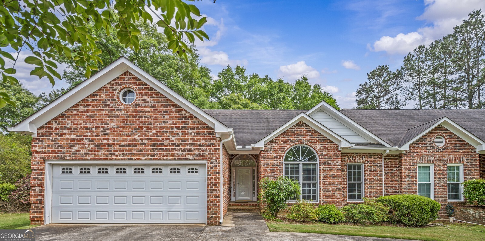 122 Flatrock Court Property Photo 1