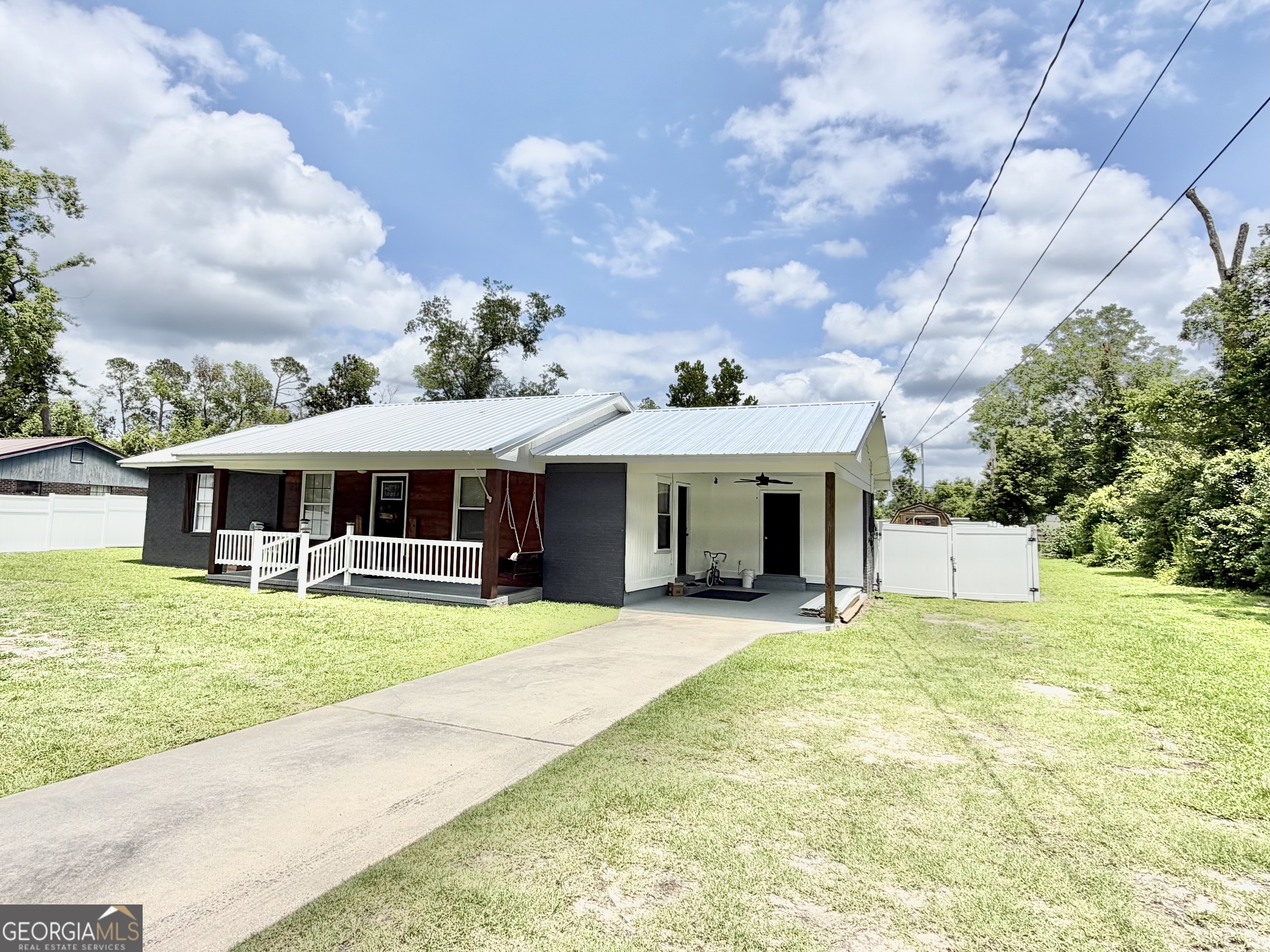 53 Carey Drive Property Photo 1