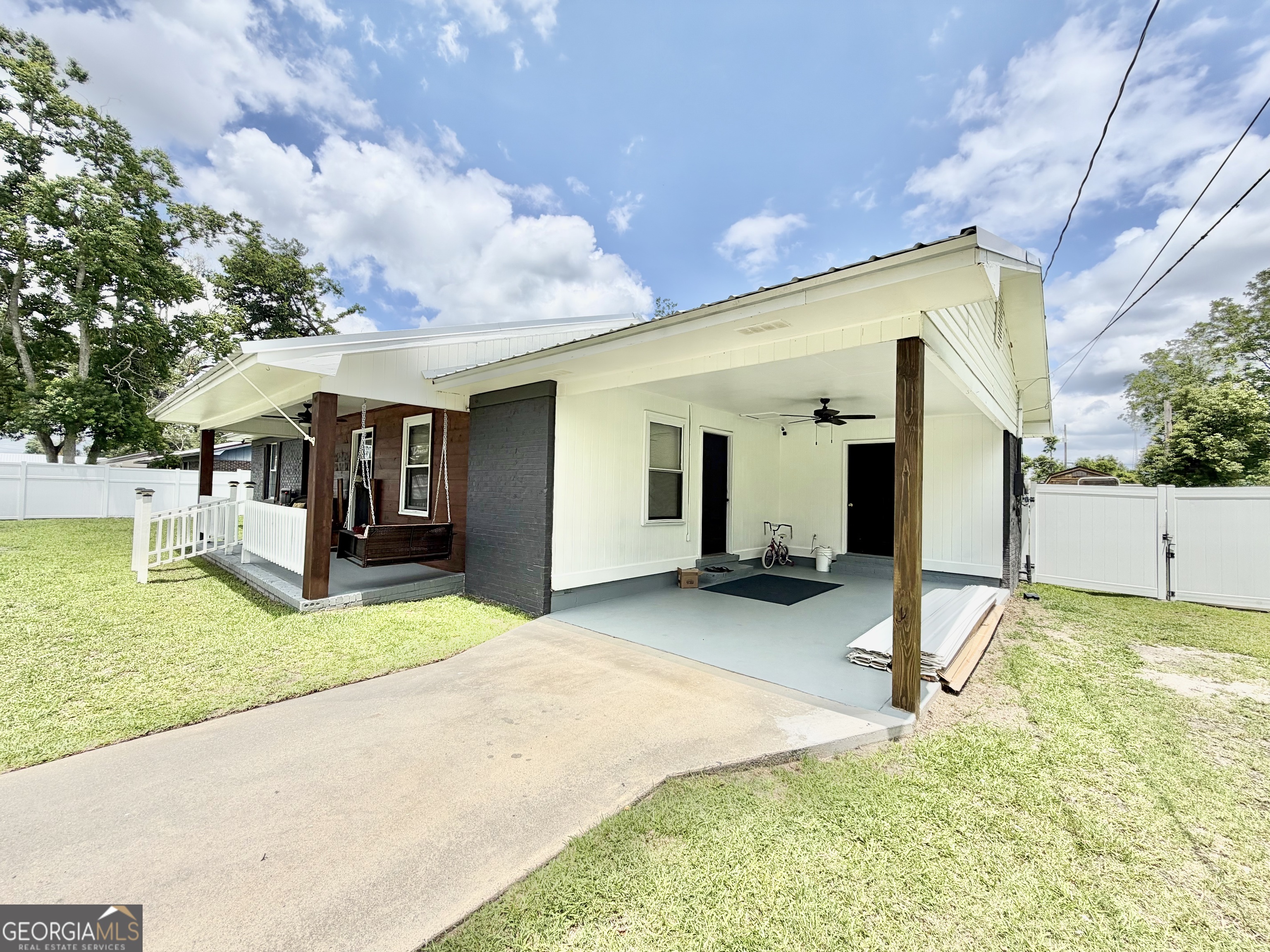 53 Carey Drive Property Photo 3
