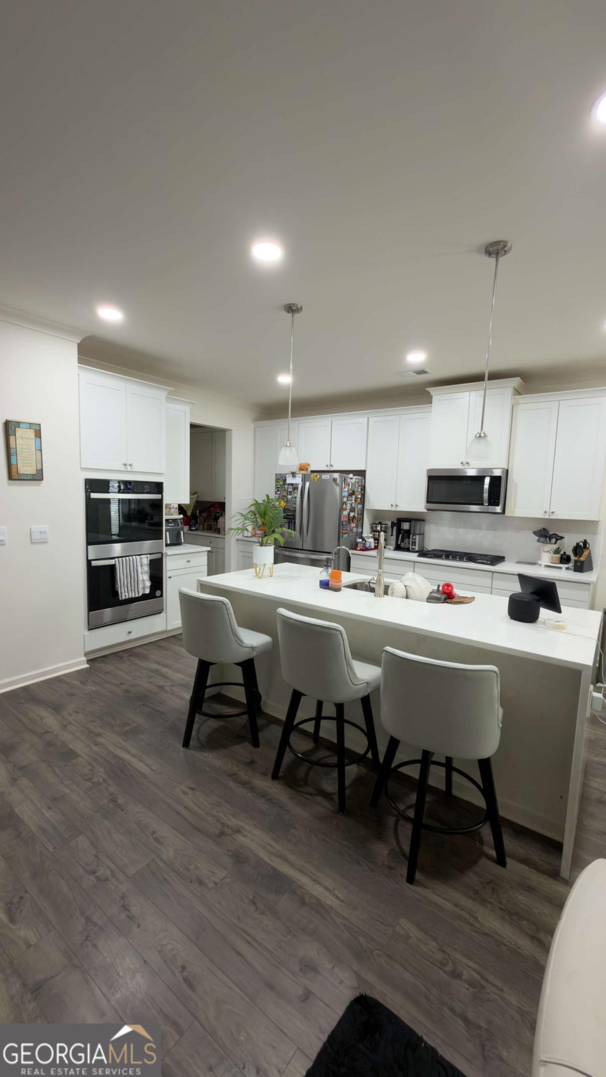 1070 Trident Maple Property Photo 5