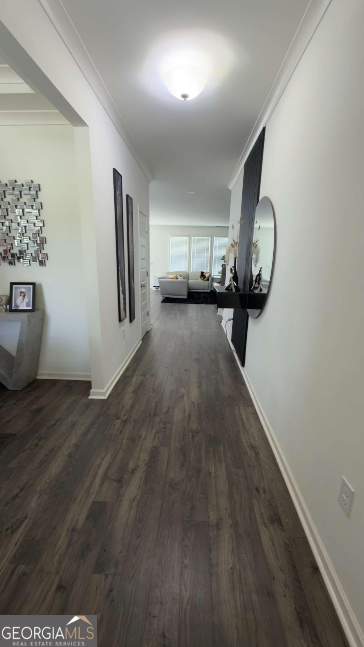 1070 Trident Maple Property Photo 6