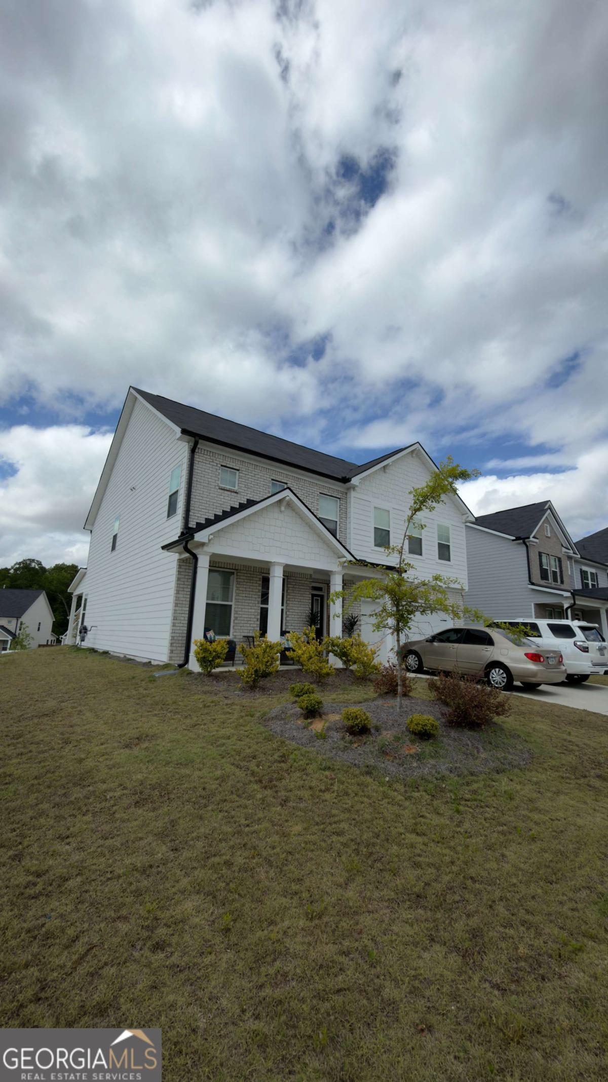 1070 Trident Maple Property Photo 21