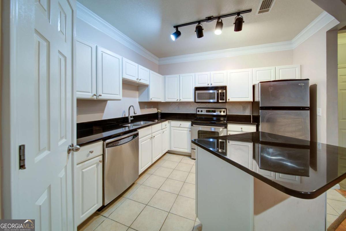 1850 Cotillion Drive # 3209 Property Photo 11