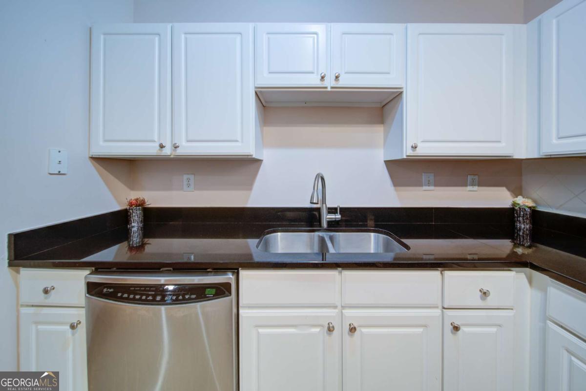 1850 Cotillion Drive # 3209 Property Photo 13