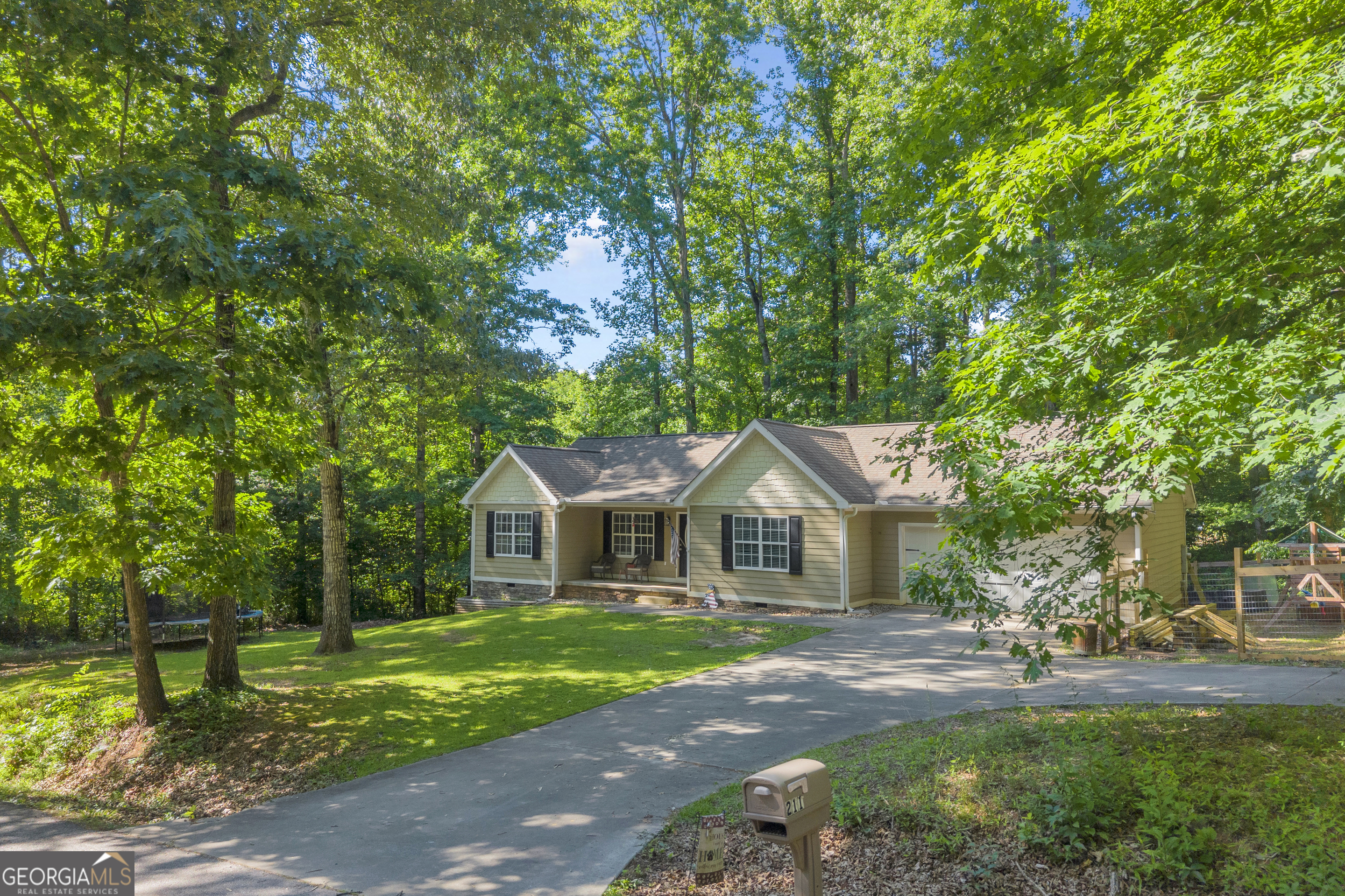 211 Normandy Trail Property Photo 2