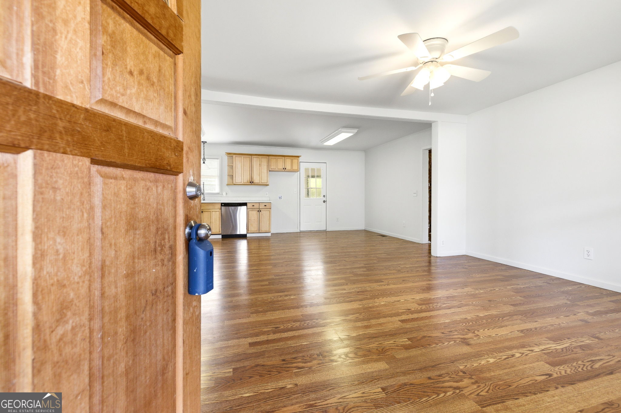 162 Orchard Circle Property Photo 4
