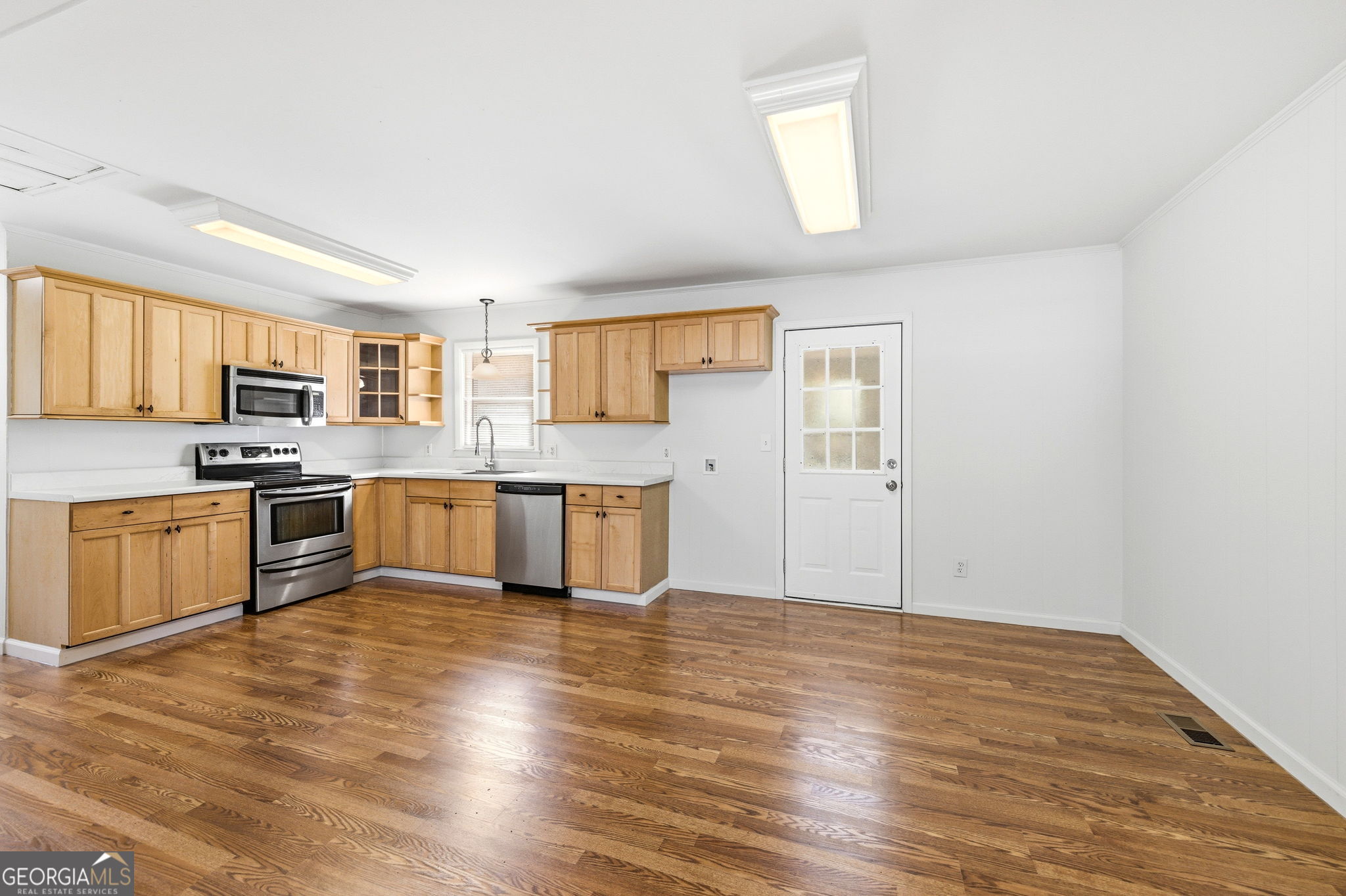 162 Orchard Circle Property Photo 8