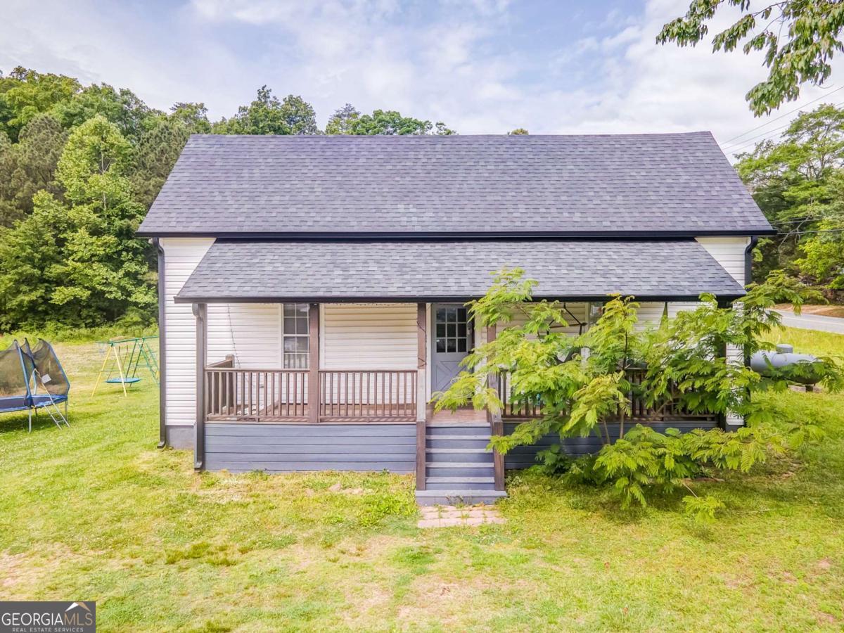 400 Sam Love Road Property Photo 1