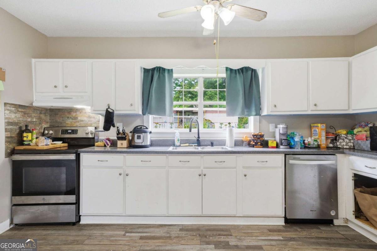400 Sam Love Road Property Photo 16
