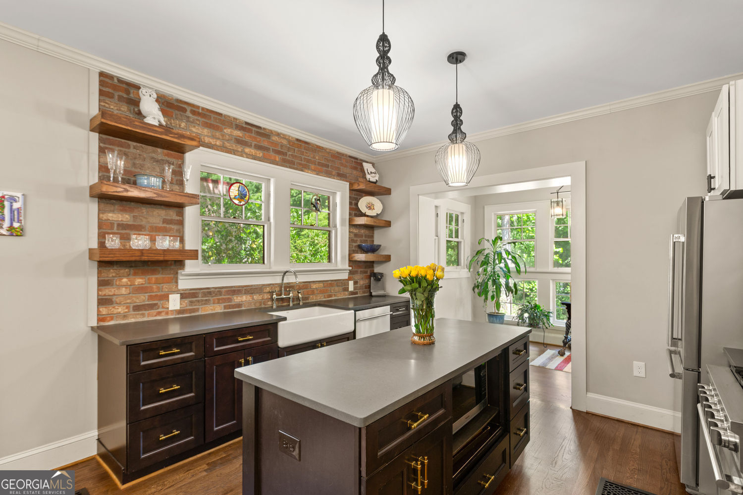 1937 Mercer Avenue Property Photo 17