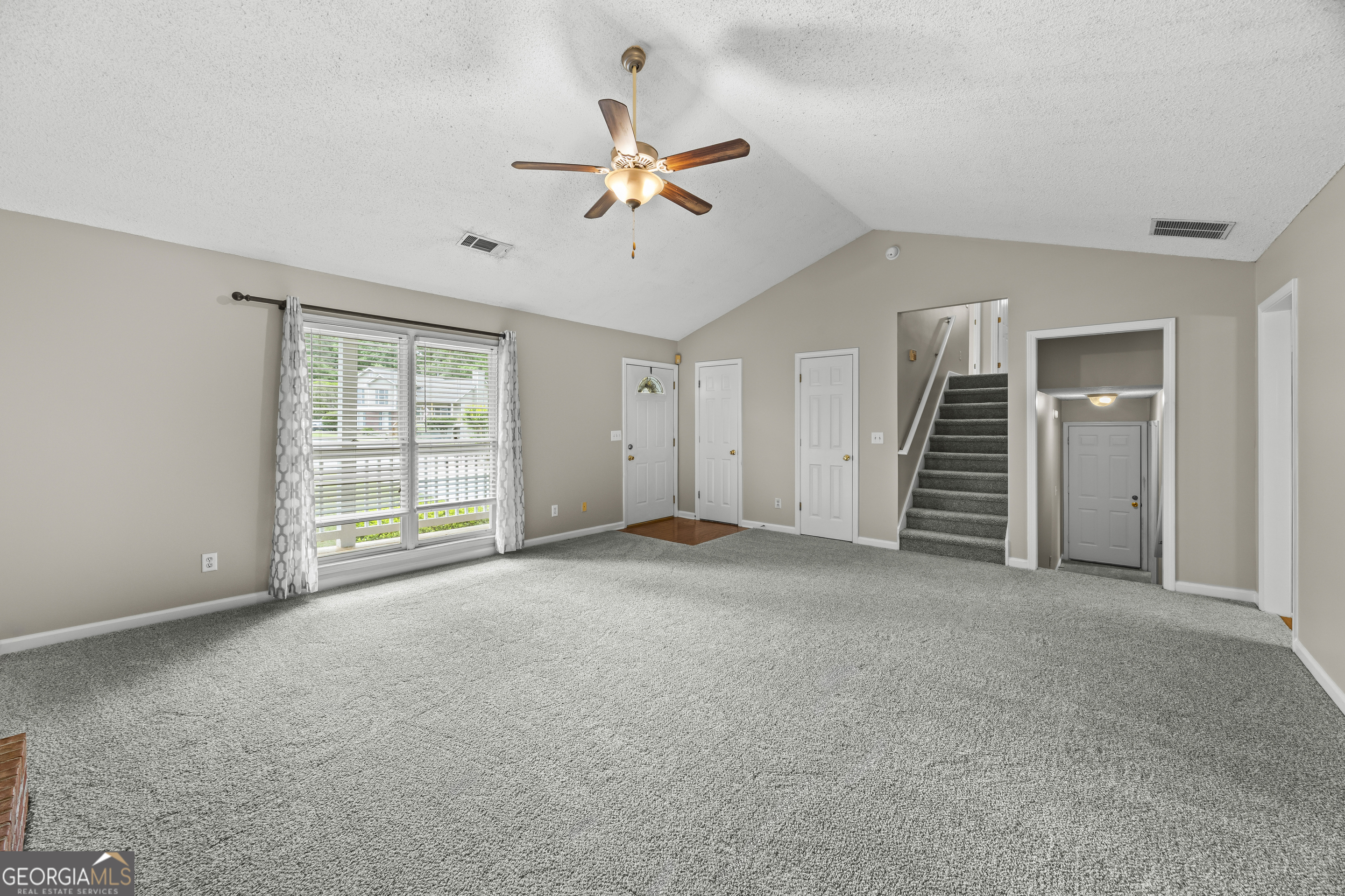 455 Charlyne Way Property Photo 11