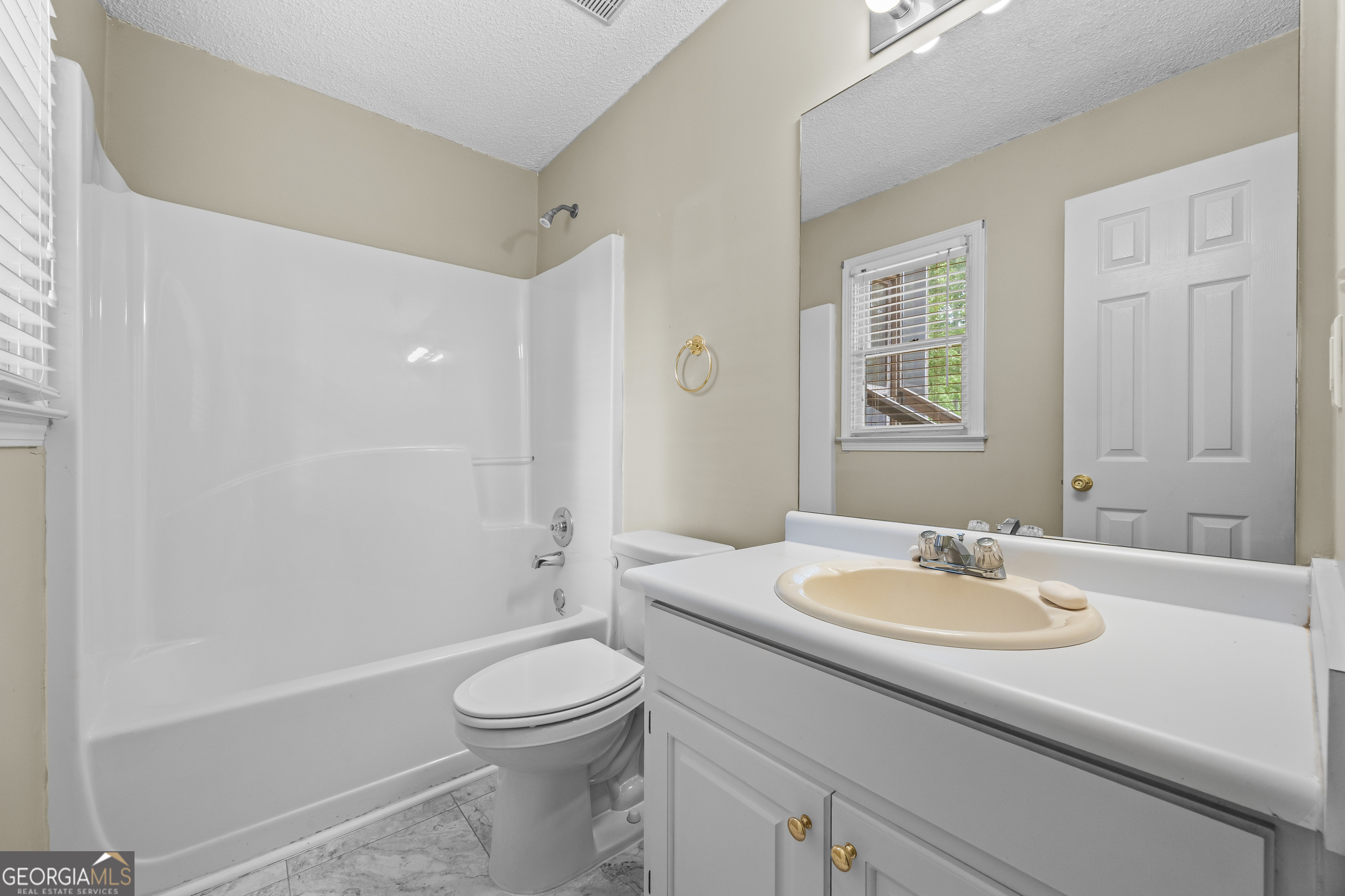 455 Charlyne Way Property Photo 29