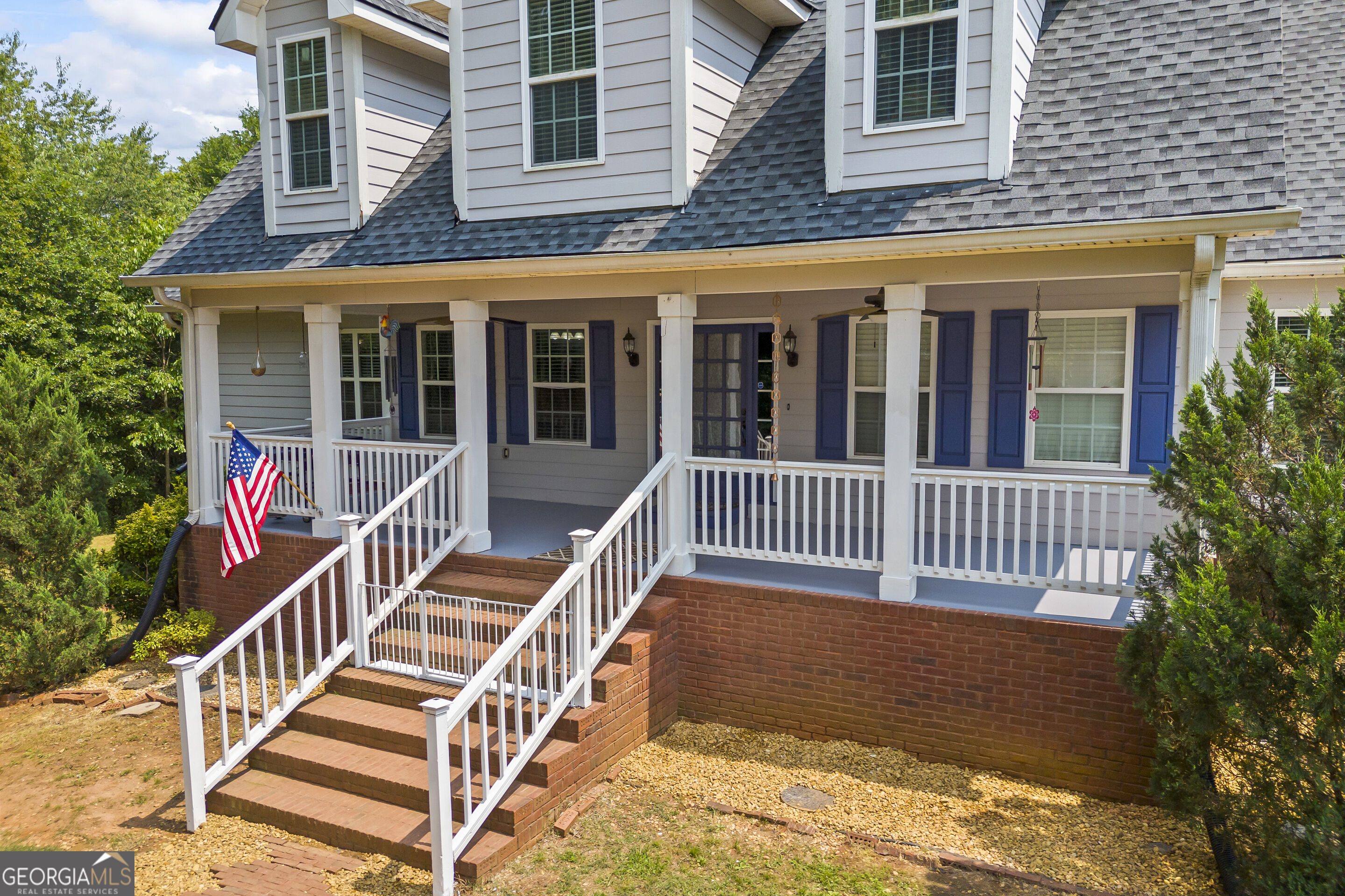 136 Wedgewood Drive Property Photo 1