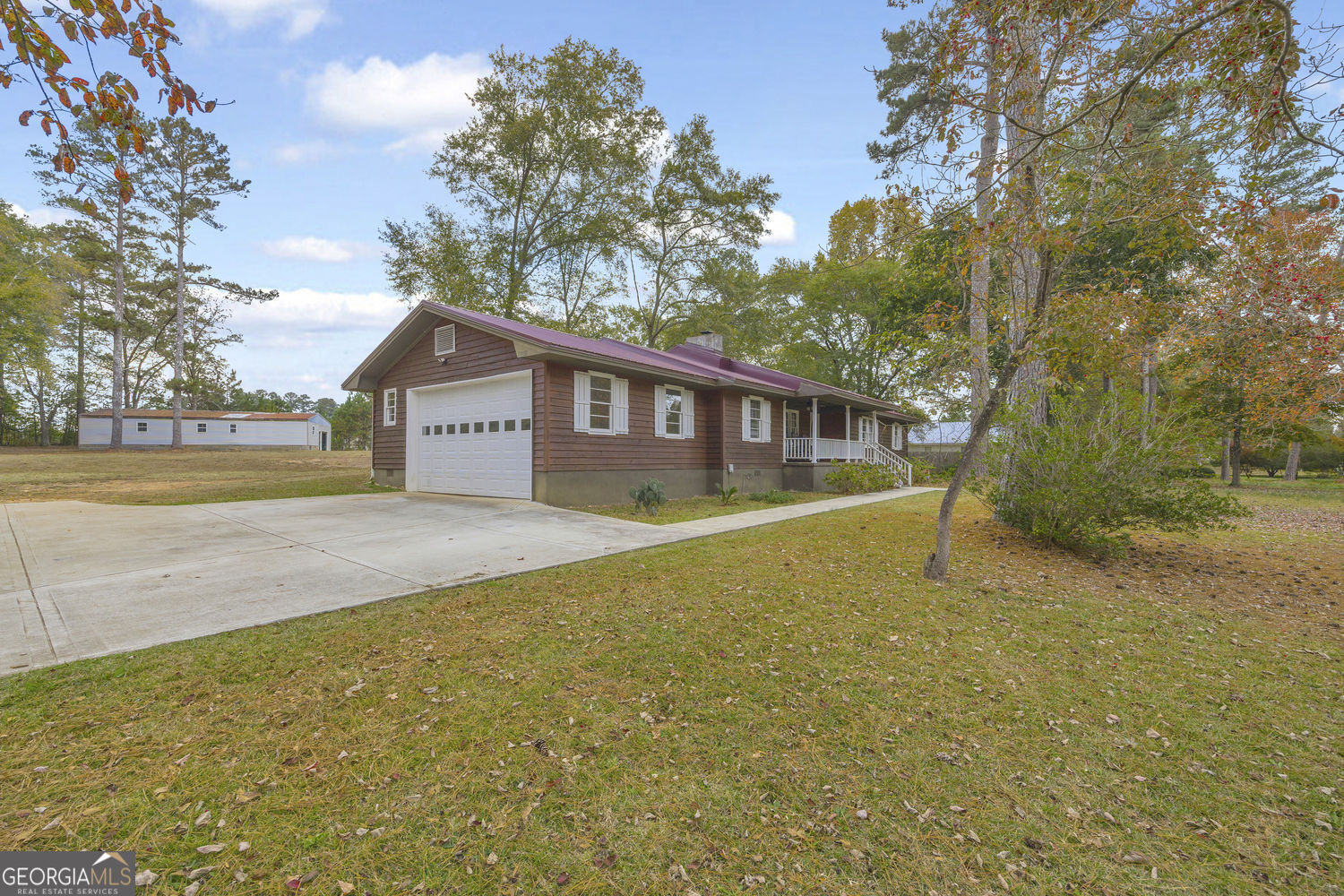 1715 Beaverdam Road Property Photo 1