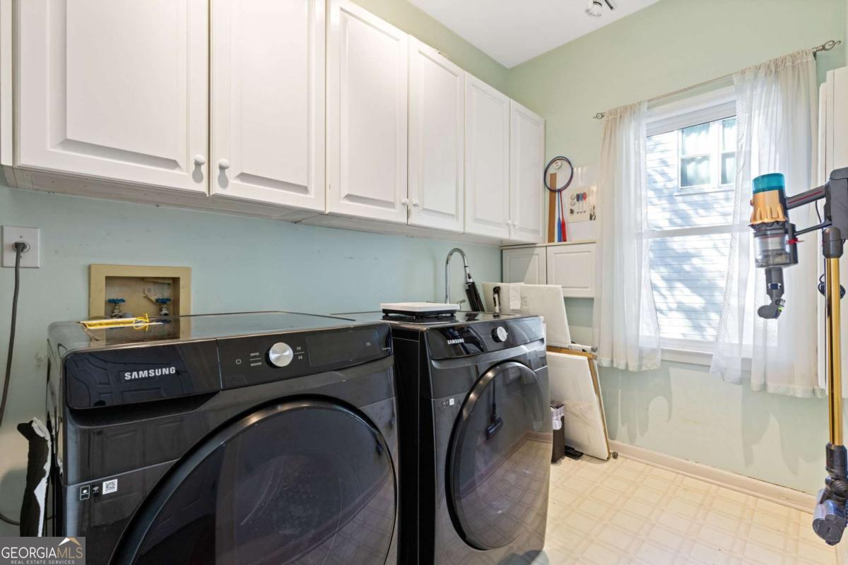 264 Spalding Gates Drive Property Photo 18