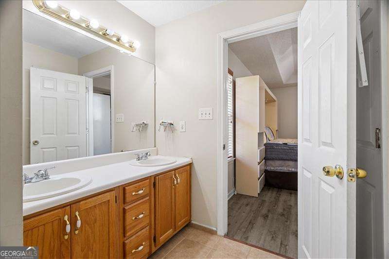 143 Honeysuckle Drive Se Property Photo 22