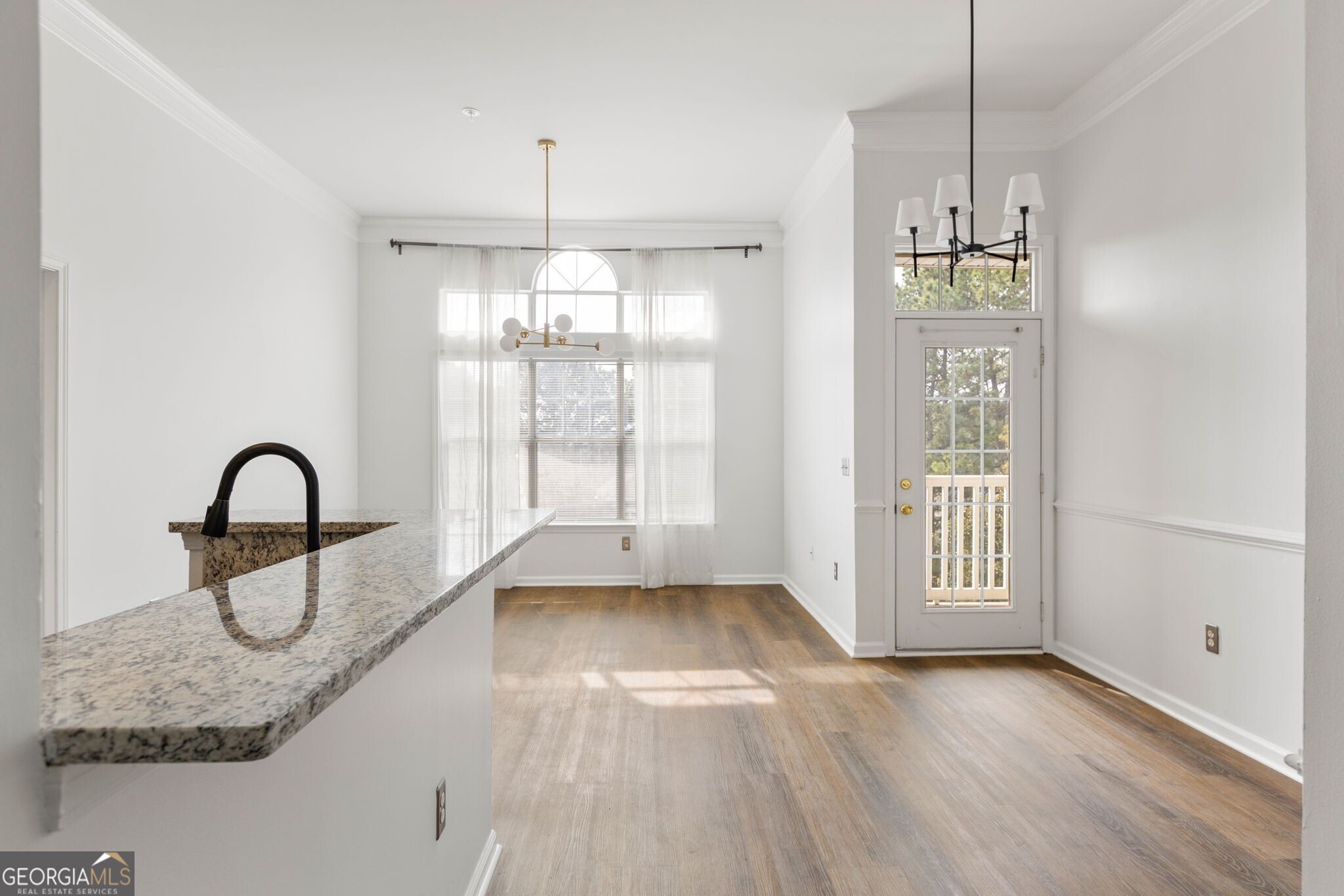 2700 Pine Tree Road Ne # 1317 Property Photo 17