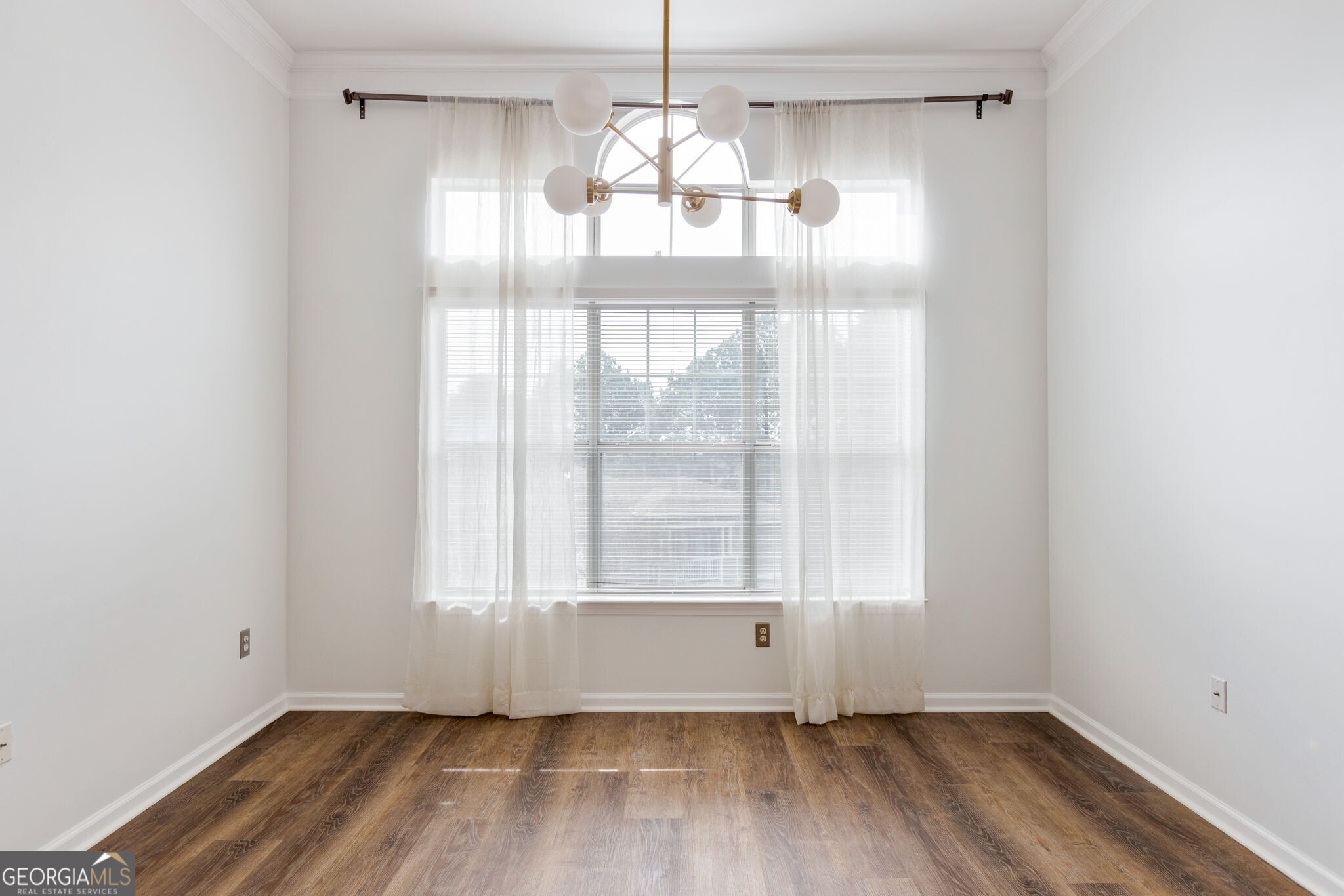 2700 Pine Tree Road Ne # 1317 Property Photo 18