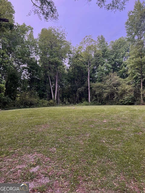 877 Bedwell Street Property Photo 4