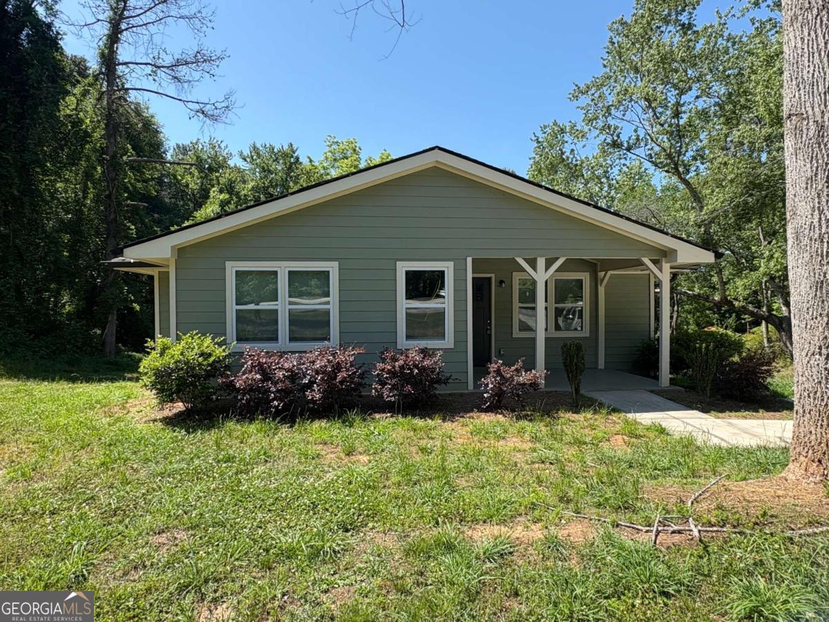 9549 Highway 166 Property Photo 1