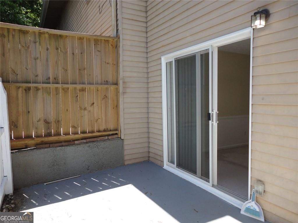 403 Northdale Court Property Photo 6