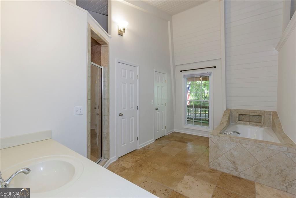 3450 Winfair Place Property Photo 15