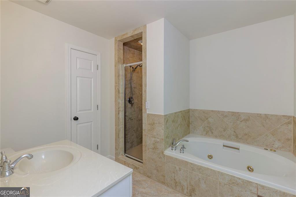 3450 Winfair Place Property Photo 21