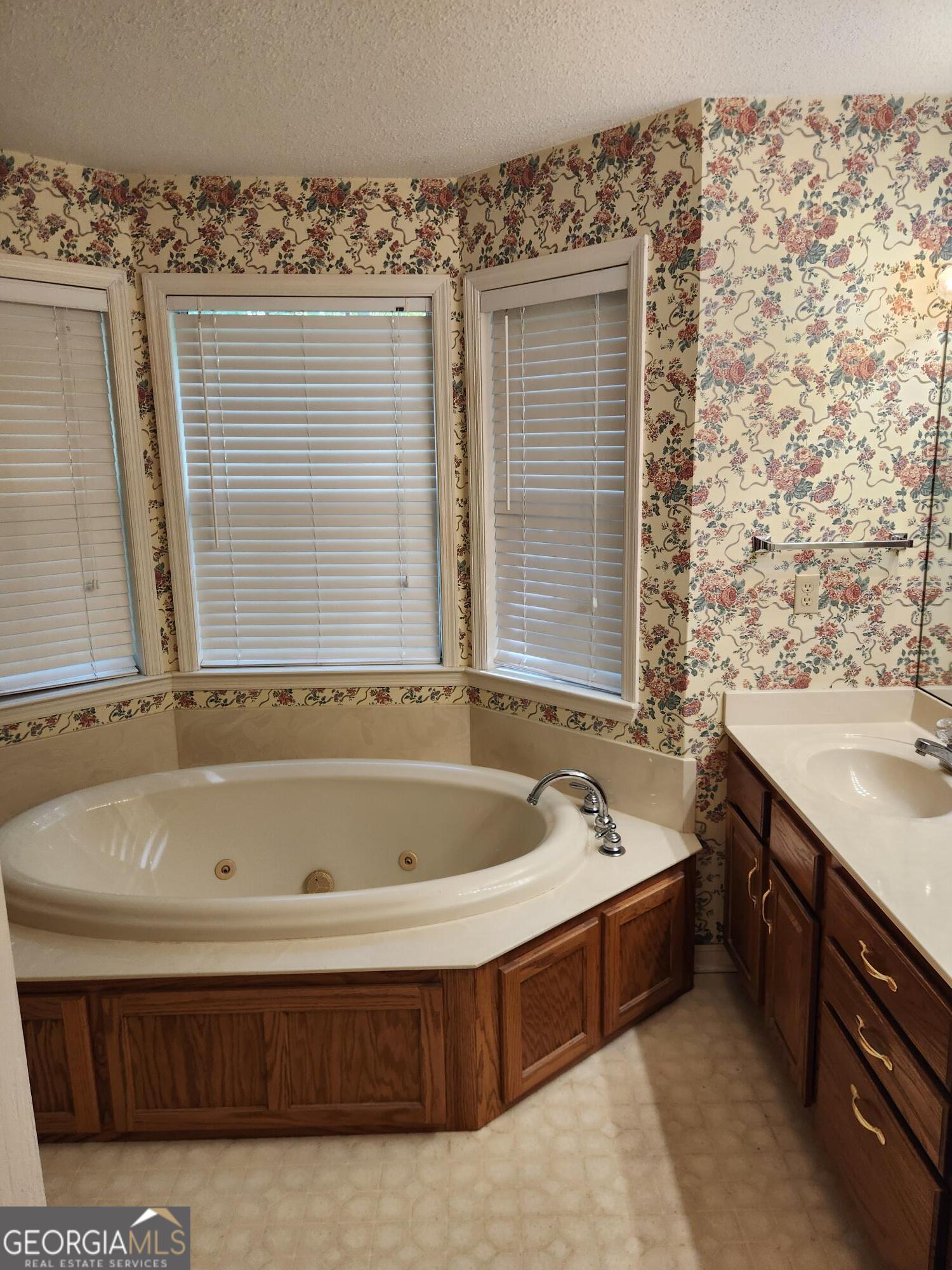 415 Highway 151 Property Photo 16
