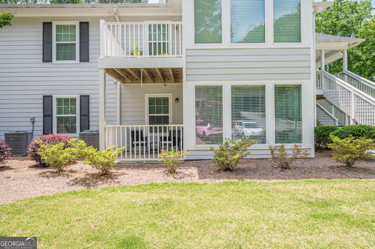 1606 Alexandria Court Se Property Photo 5